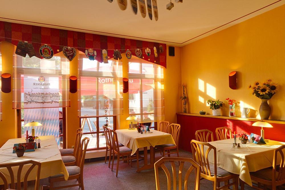 Hotel Tilman Munnerstadt Exterior photo